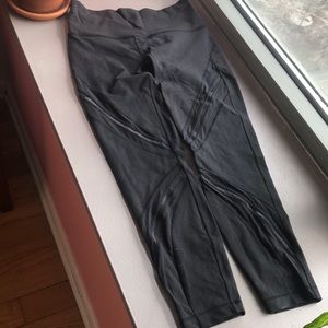 black lulu lemon leggings with mesh detailing